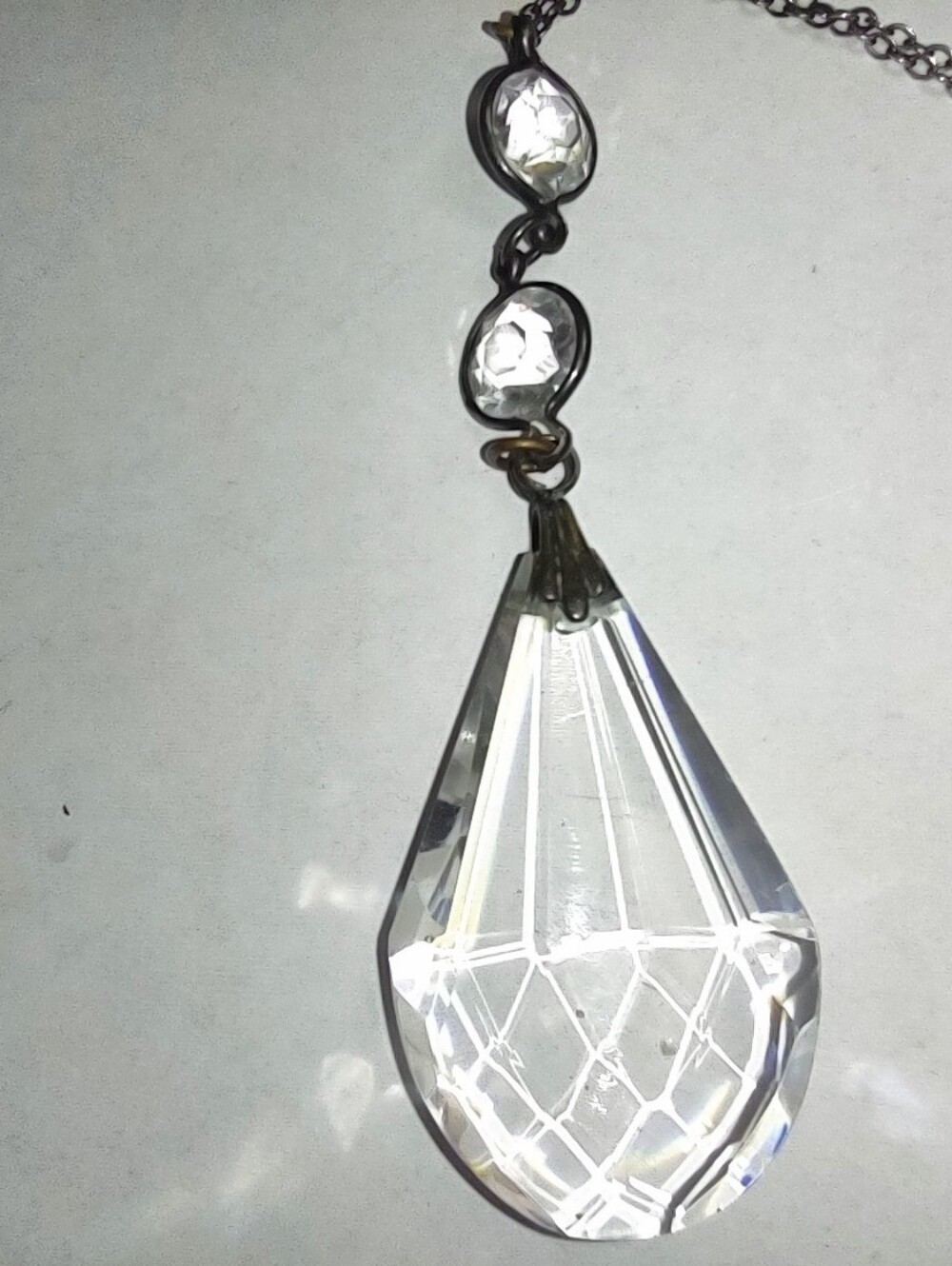 Clear Glass Teardrop Pendant Necklace